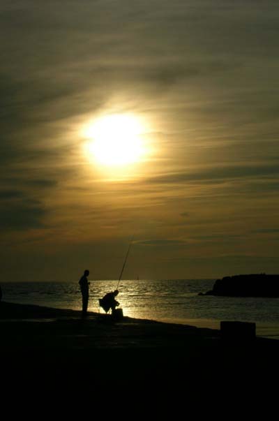 Coucher de soleil et p�cheurs