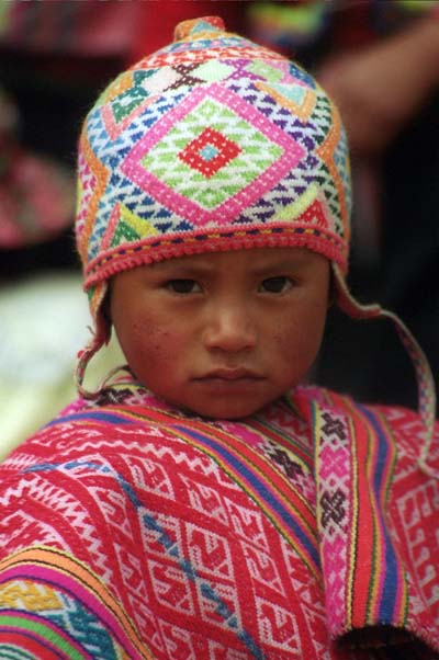 Enfant de l'�le de Taquile