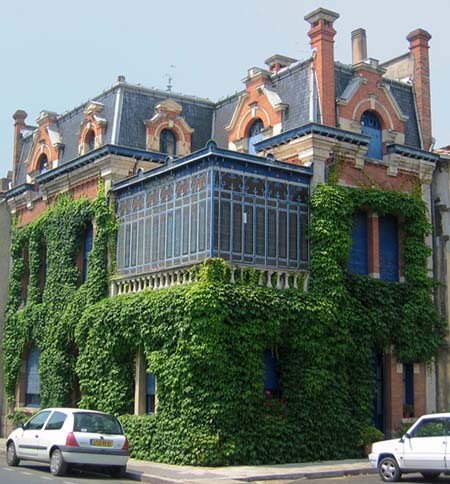Rabastens, maison avec verri�re
