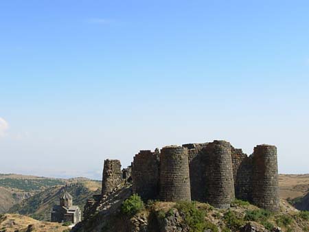 La forteresse et l'�glise d'Amberd (Xe si�cle)