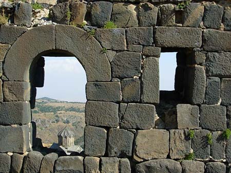 La forteresse et l'�glise d'Amberd (Xe si�cle)