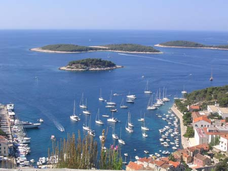 Hvar le port et les �les