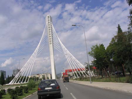 Pont de l'ind�pendance � Podgorica