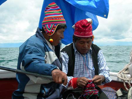 Tricoteurs sur l'�le de Taquile