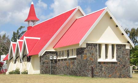 Vue de c�t� de l'�glise du cap malheureux