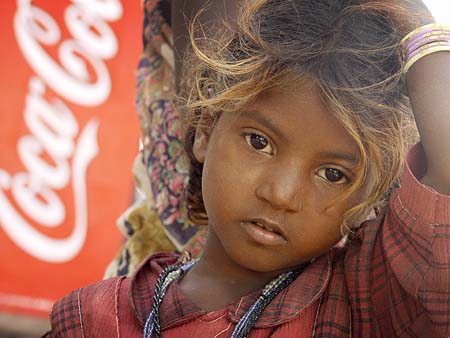 Petite fille de Mamallapuram, East Raja Street