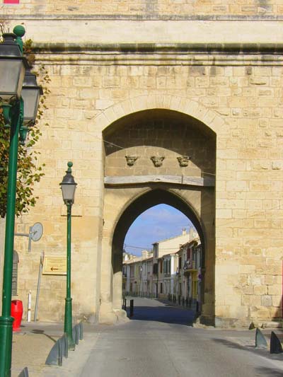 Rue d'Aigues-Mortes