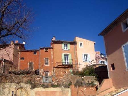 Petites maisons proven�ales