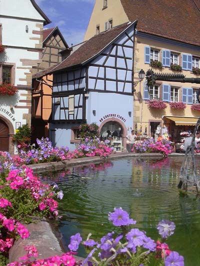 Maisons alsaciennes � Eguisheim