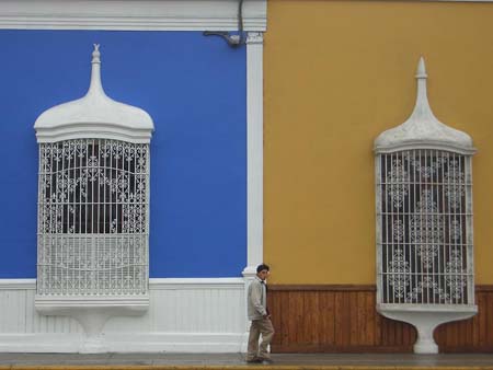 Plaza de Armas � Trujillo