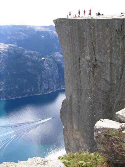 Vue lat�rale du Prekeistolen