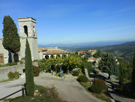 Sur le rocher de Sampzon