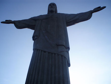 La statue du Christ r�dempteur qui domine Rio