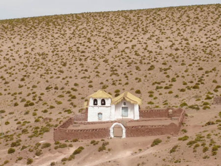 Eglise au milieu du d�sert