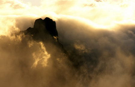 Lever de soleil sur Mafate