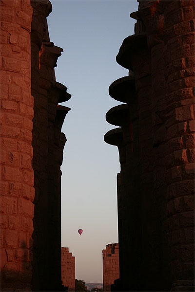 Lev�e du Jour sur le Temple de Louxor