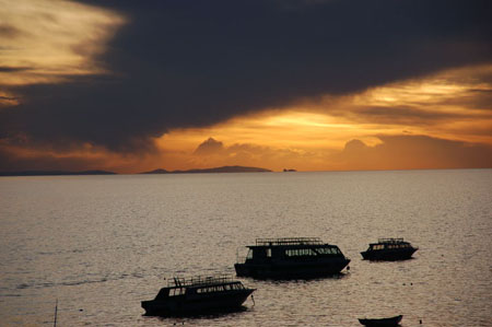 Coucher de soleil sur le lac Titicaca