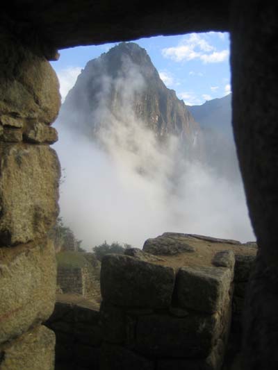 Waynapicchu vue de la cit� du Machu Picchu