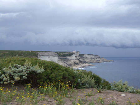 L'orage sur les falaises