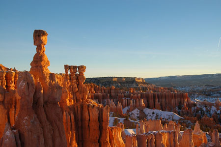 Lever de soleil hivernal sur Bryce Canyon