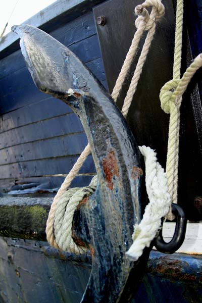 Ancre au port de Saint Goustan