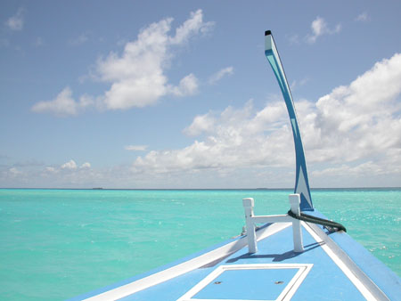 Bateau dans le lagon