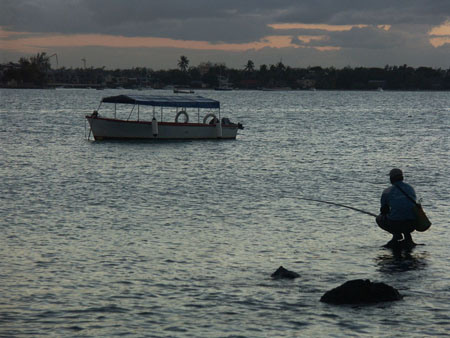 Un p�cheur sur Grand Baie
