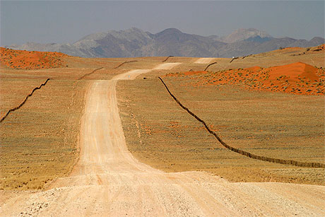 Piste menant au bout du Monde