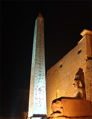 Temple de Luxor "by night"