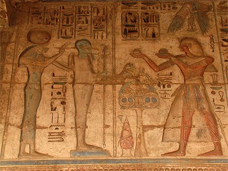 Gravure sur temple