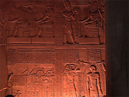 Gravure sur temple