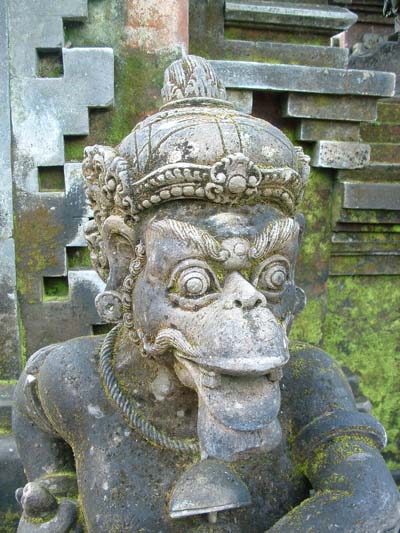 Statue singe guerrier
