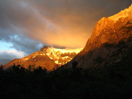 Lever de soleil sur Los Cuernos