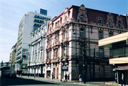 Fils �lectriques a Valparaiso