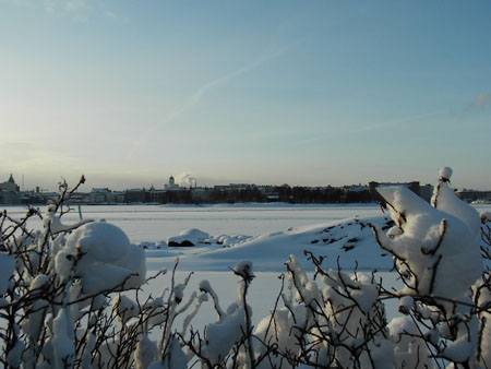 Helsinki ensevelie sous la neige