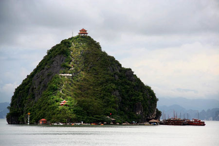 Halte dans la baie d'Halong
