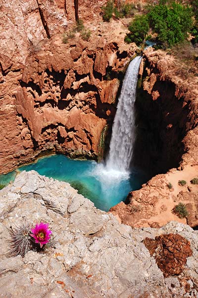 Mooney Falls vue du upper rim