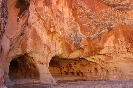 Les grottes de Box Canyon