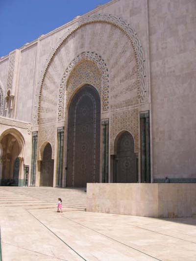 Seule dans la mosqu�e