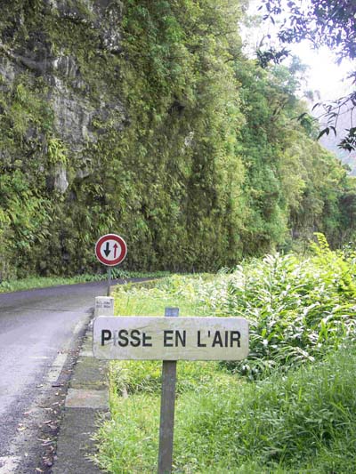 Sur la route du cirque de Salazie