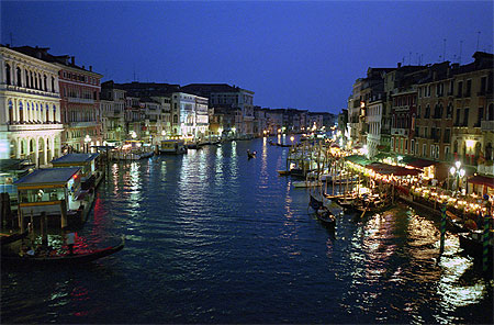 Grand canal de nuit