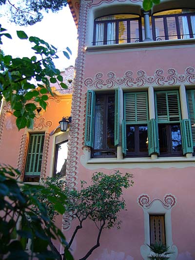 Fa�ade maison de Gaudi