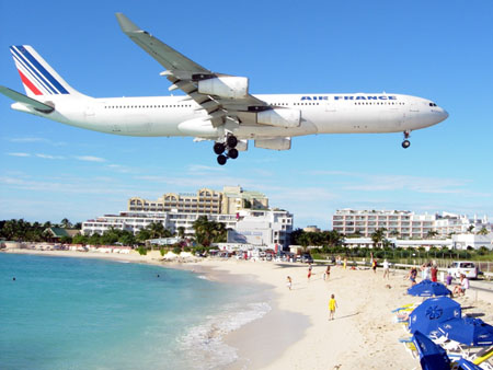 Plage de Maho Bay