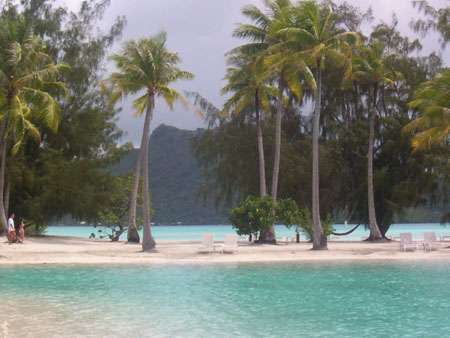 Plage tahitienne