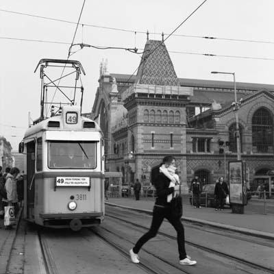 Halles couvertes & Tram - Pest