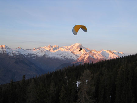 Parapente aux Arcs