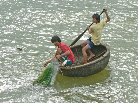 P�cheurs dans un bateur-paner
