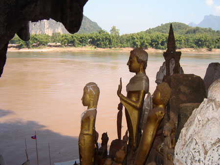 Grottes de Pak Ou