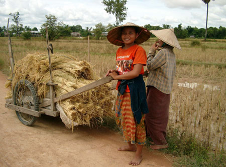 petites paysannes laotiennes