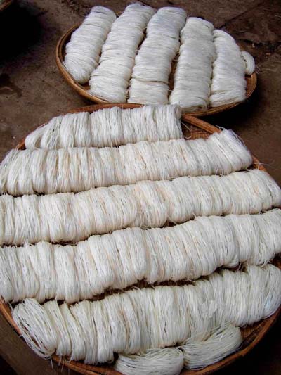 Rice noodles au march�